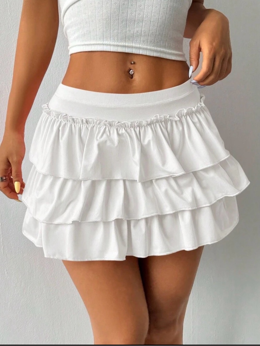 SHEIN White Tiered Ruffle Mini Skirt